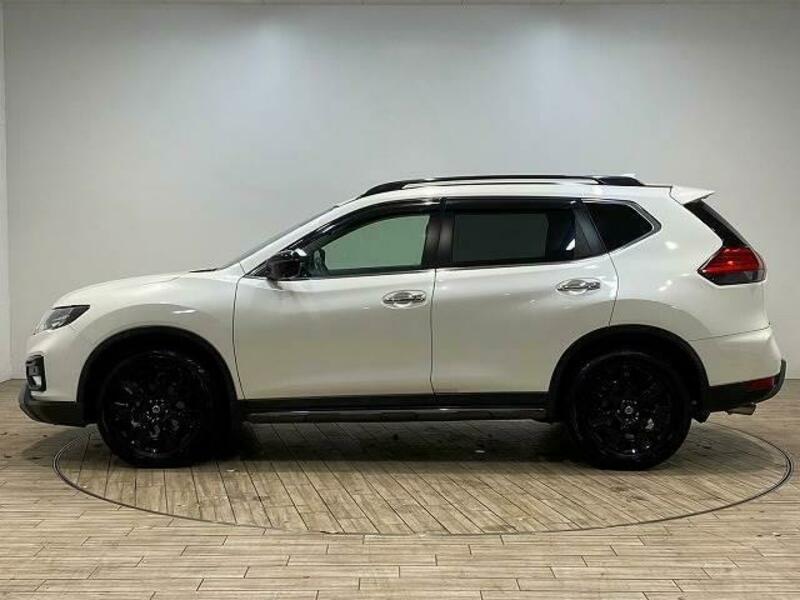 X-TRAIL-16