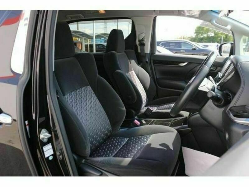 VELLFIRE-13
