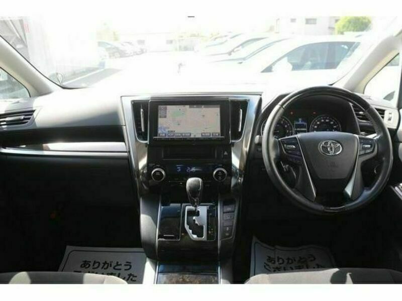 VELLFIRE-16