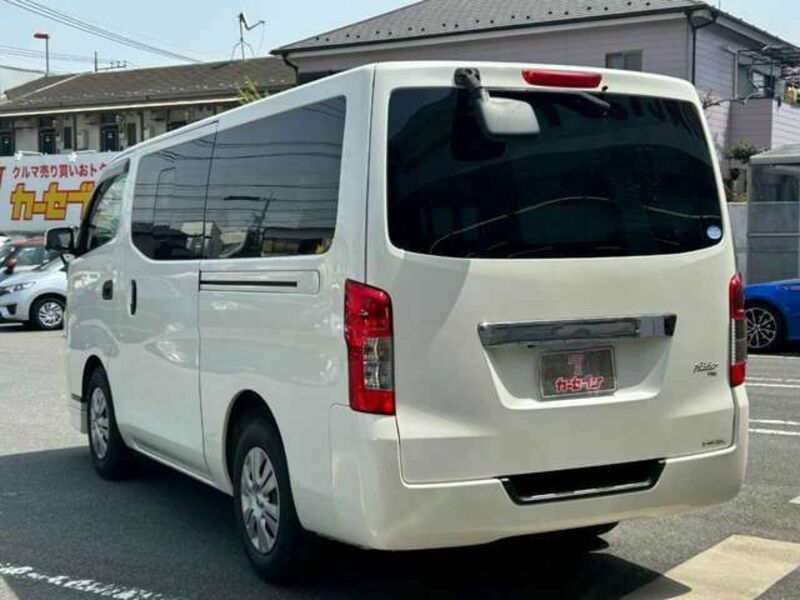 NV350 CARAVAN-19