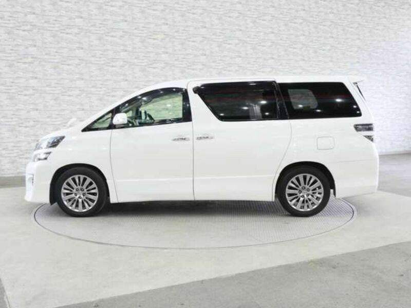 VELLFIRE-11