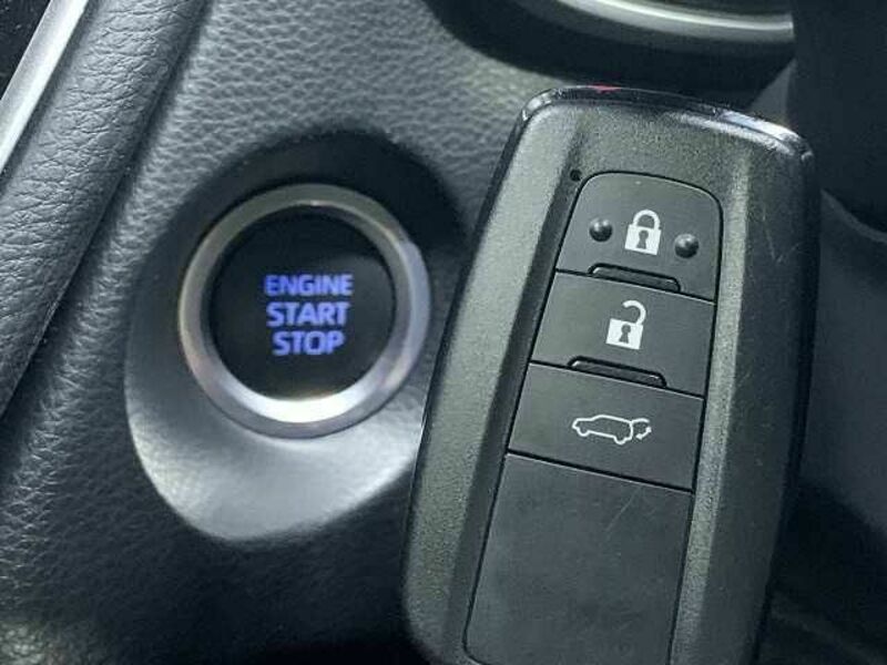 COROLLA CROSS-7