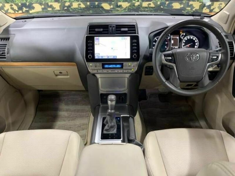 LAND CRUISER PRADO-1