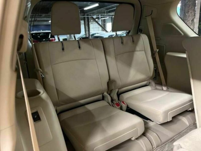 LAND CRUISER PRADO-9