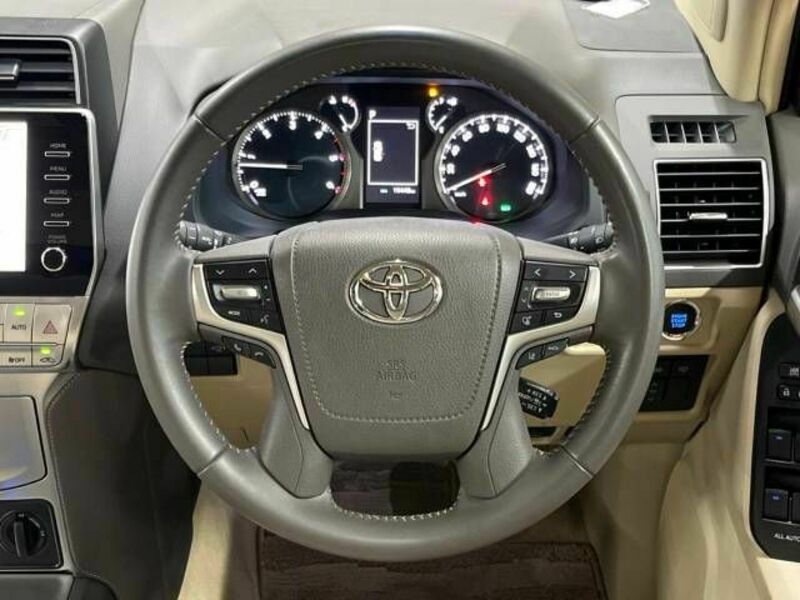 LAND CRUISER PRADO-11