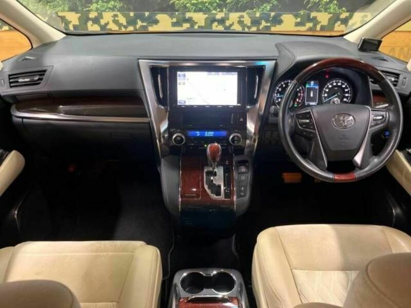 VELLFIRE-1