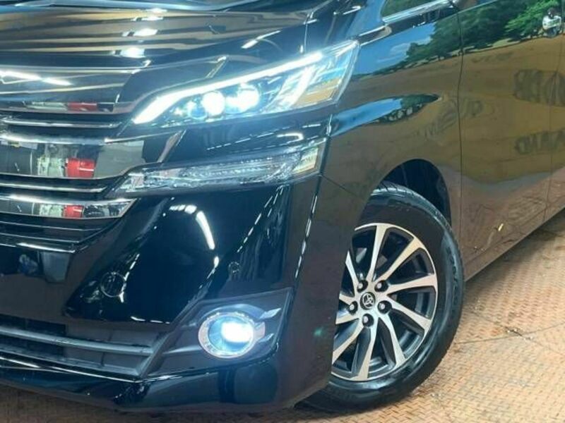 VELLFIRE-12