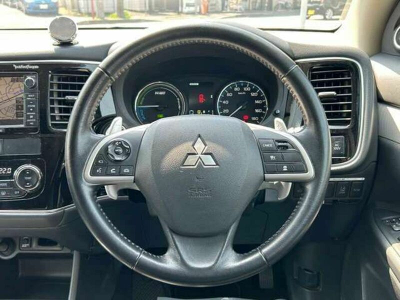 OUTLANDER PHEV-3