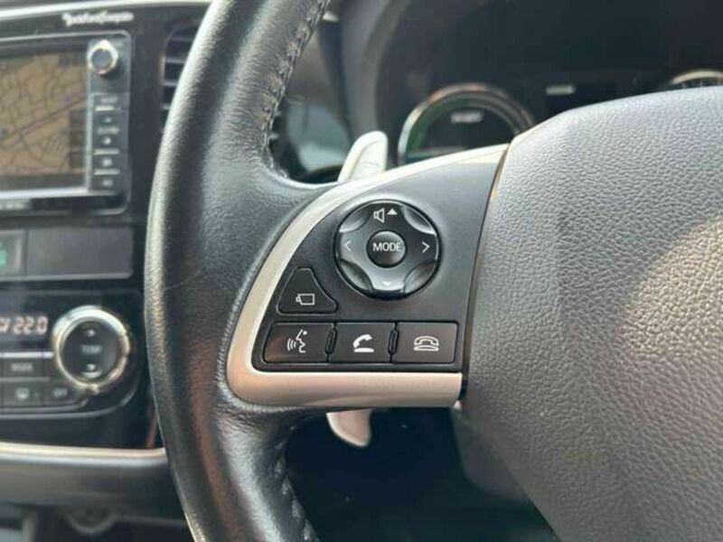 OUTLANDER PHEV-4