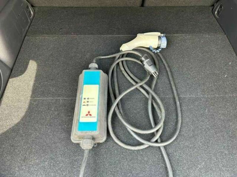 OUTLANDER PHEV-15