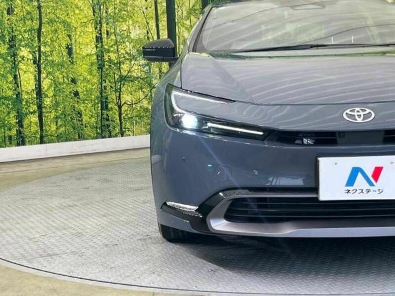 PRIUS-11