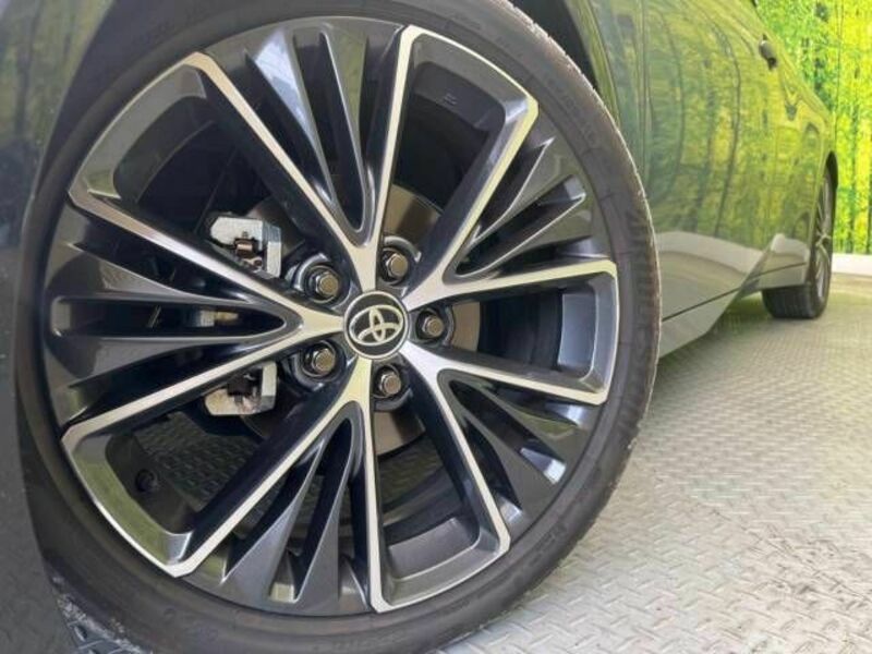 PRIUS-12