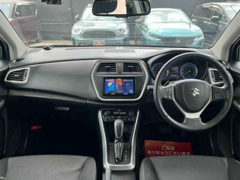 SX4 S-CROSS-1
