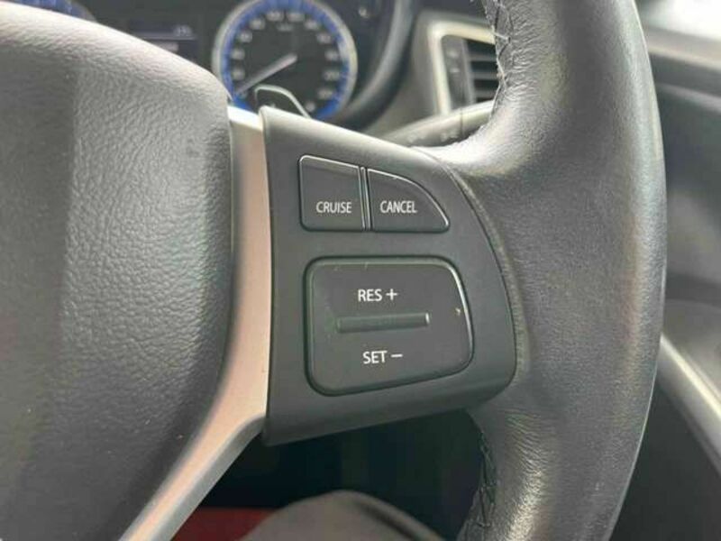 SX4 S-CROSS-11