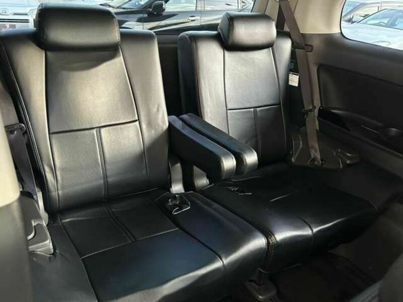 VELLFIRE-12