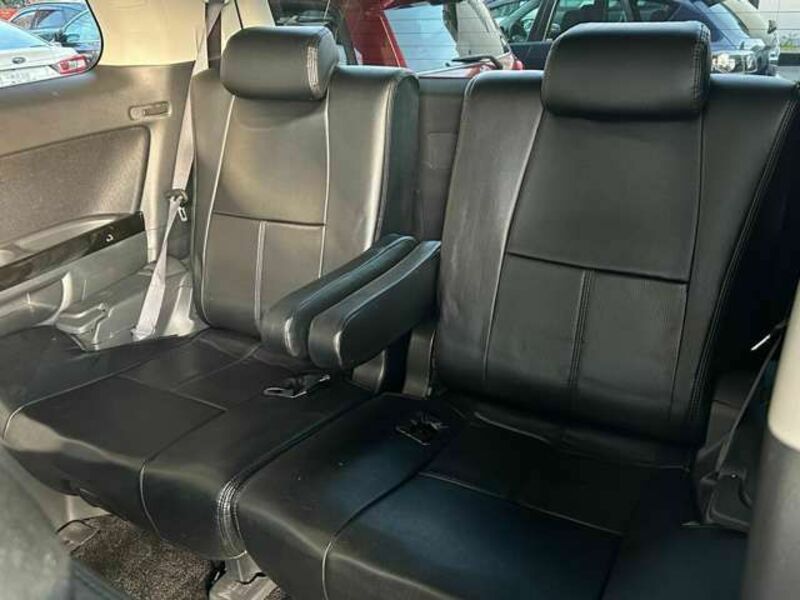 VELLFIRE-15