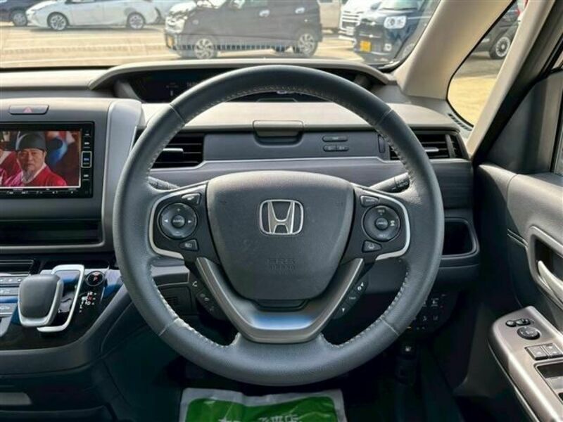 FREED HYBRID-16