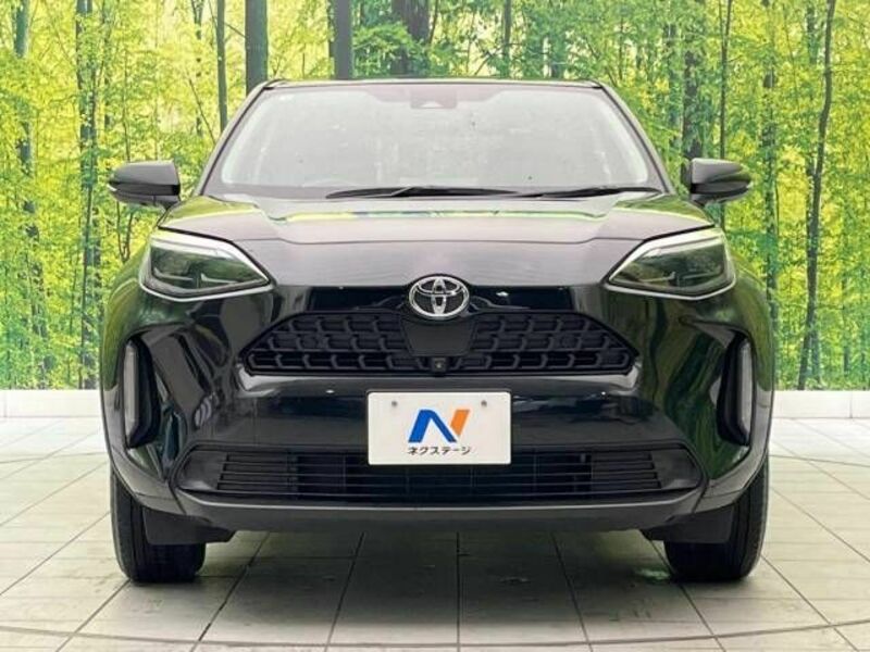 YARIS CROSS-14