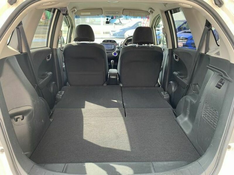 FIT HYBRID