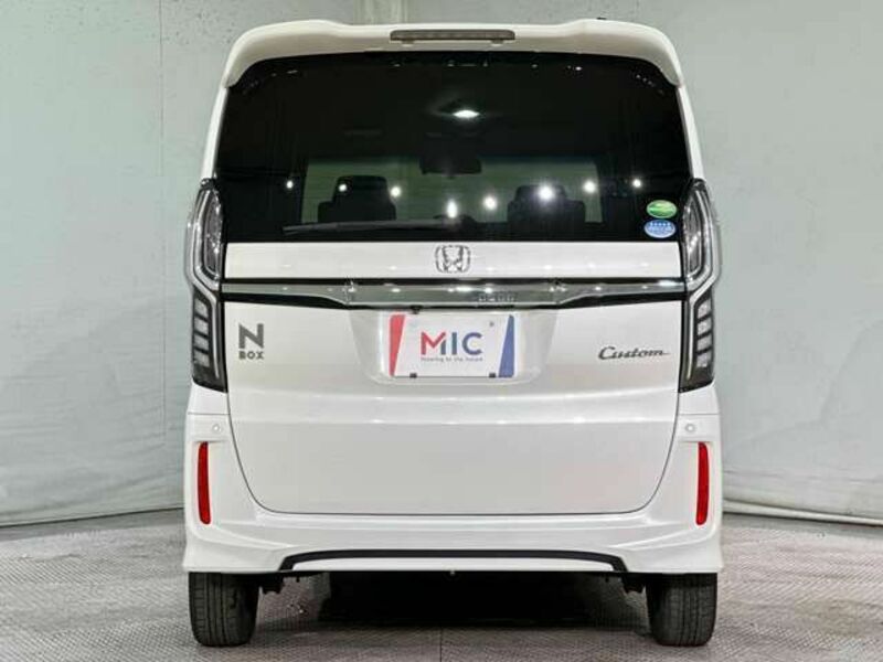 N BOX CUSTOM-5