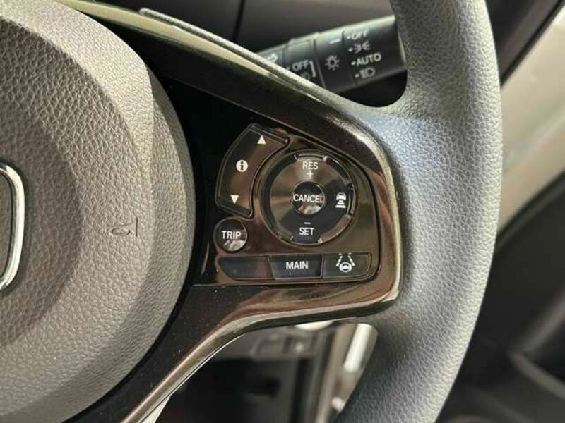 N BOX CUSTOM-12