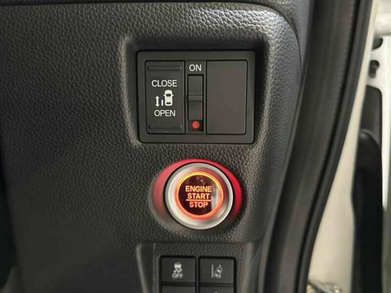 N BOX CUSTOM-13