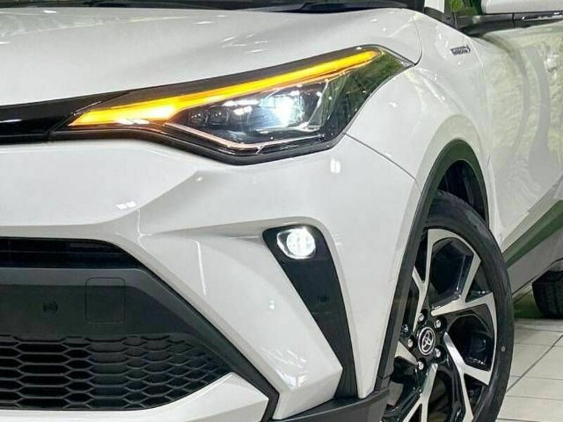 C-HR-11