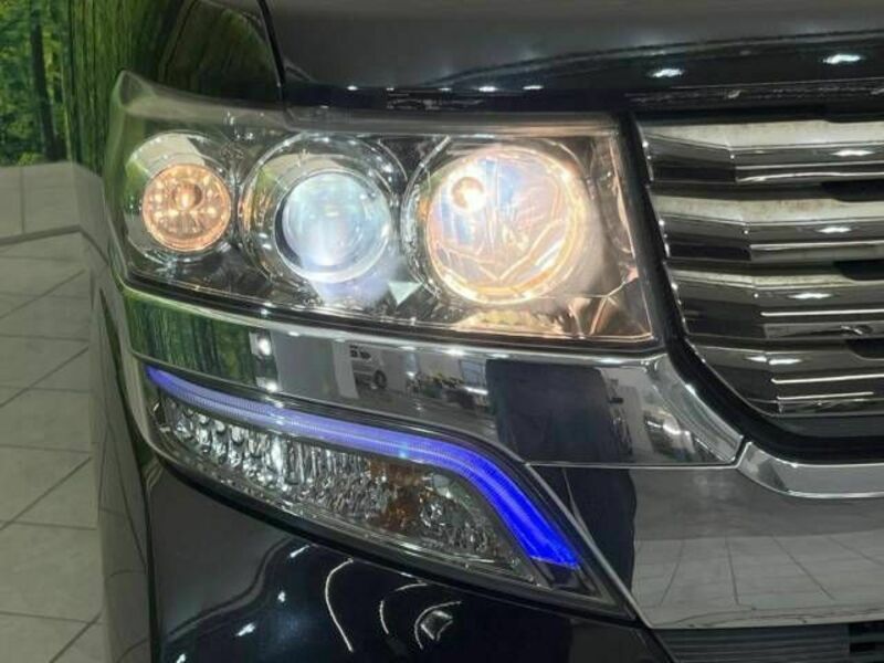 N BOX CUSTOM-11
