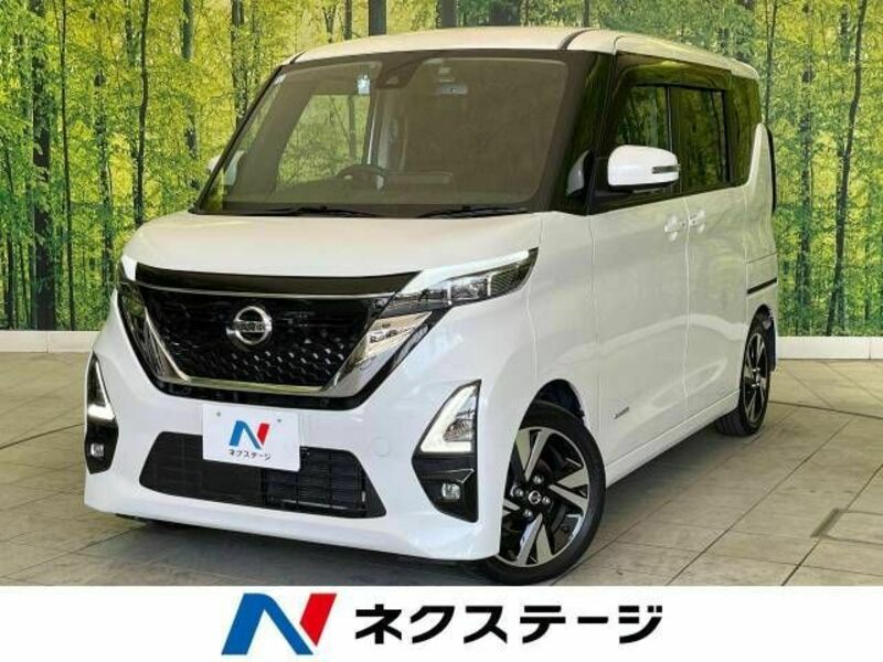 NISSAN　ROOX