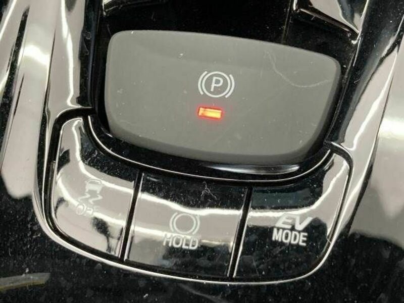 C-HR-7