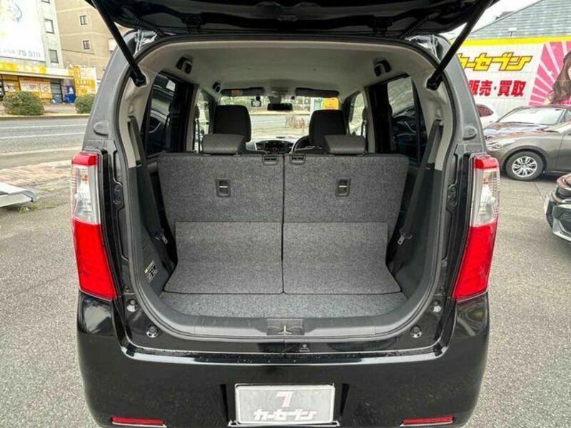 WAGON R-18