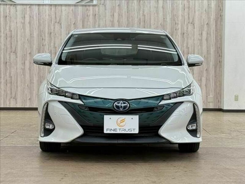 PRIUS PHV-12