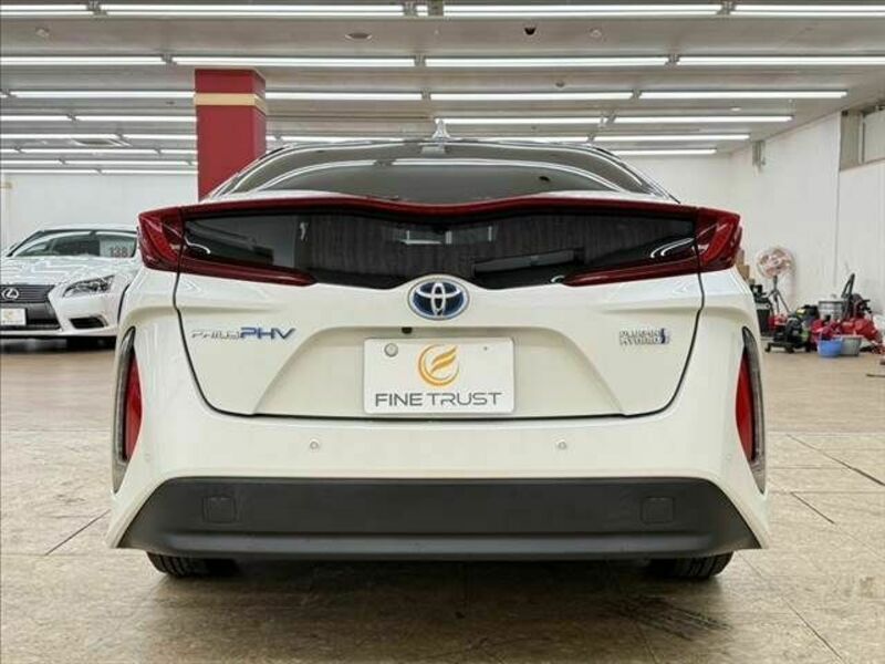 PRIUS PHV-15