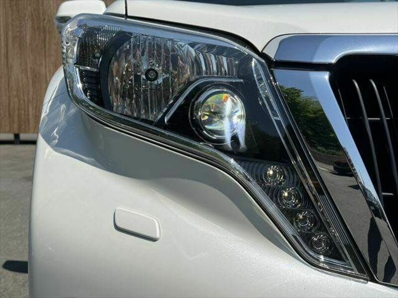 LAND CRUISER PRADO-10