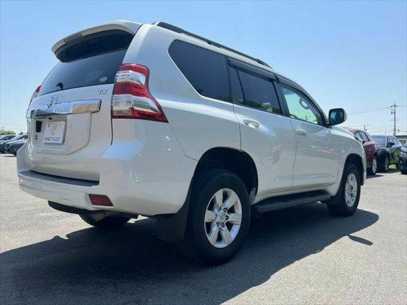 LAND CRUISER PRADO-16