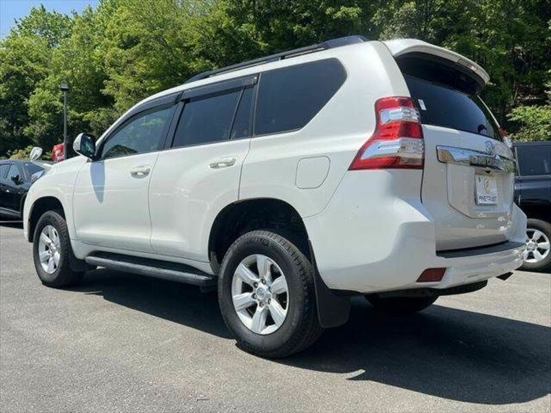 LAND CRUISER PRADO-17