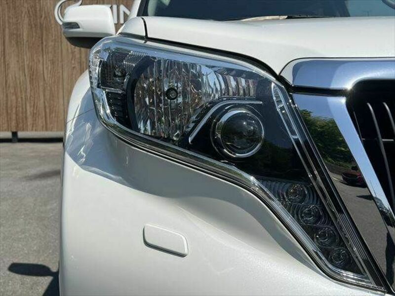 LAND CRUISER PRADO-19