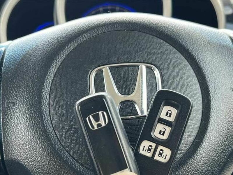 N BOX CUSTOM-6