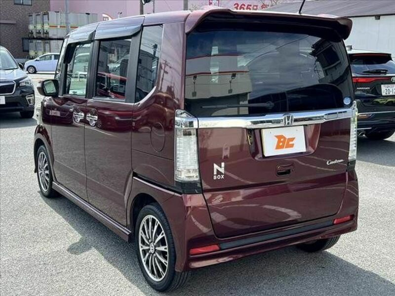 N BOX CUSTOM-14