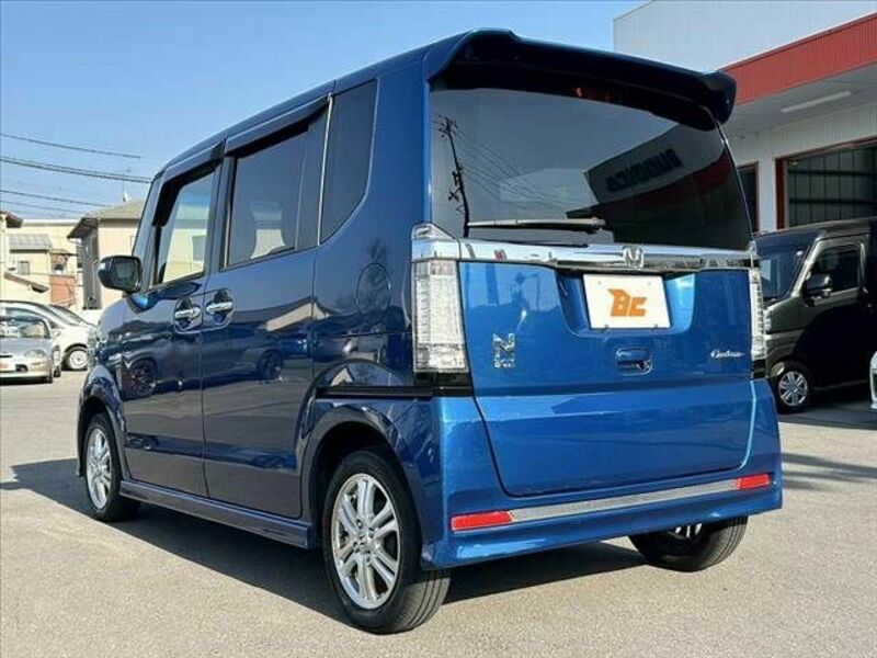 N BOX CUSTOM-12