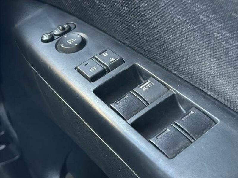 N BOX CUSTOM-27