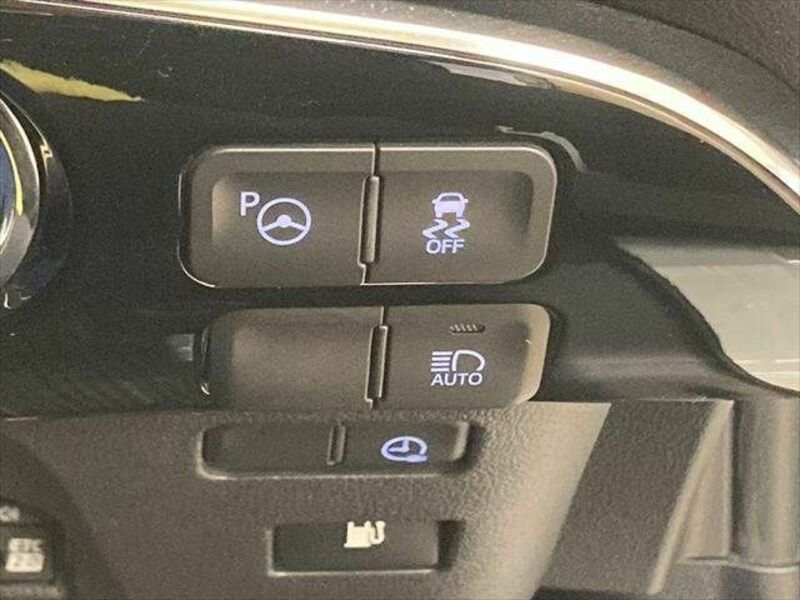PRIUS PHV-5