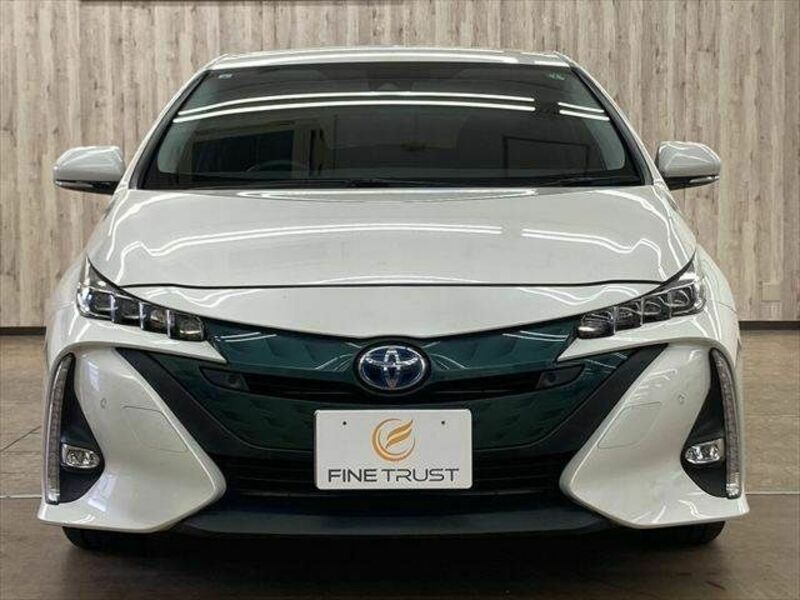 PRIUS PHV-13