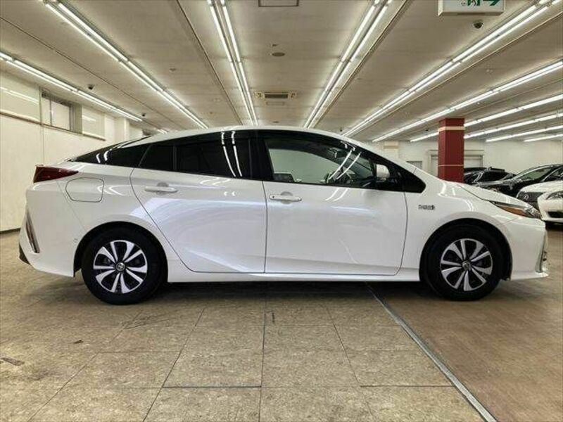 PRIUS PHV-15