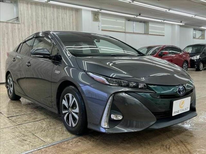 PRIUS PHV-12