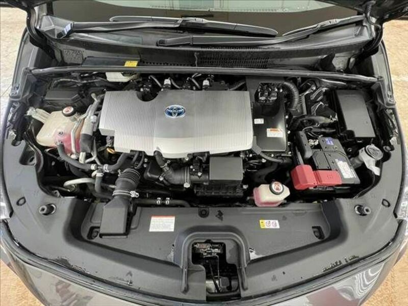 PRIUS PHV-29