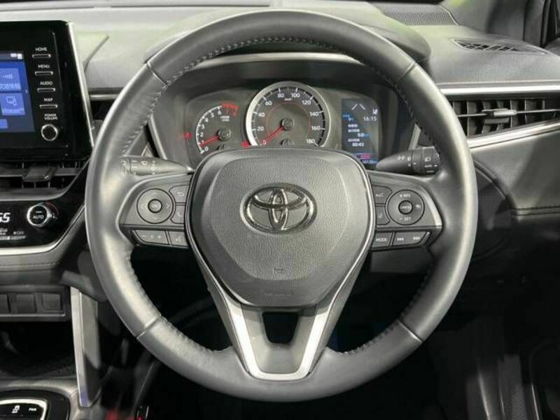 COROLLA CROSS-11