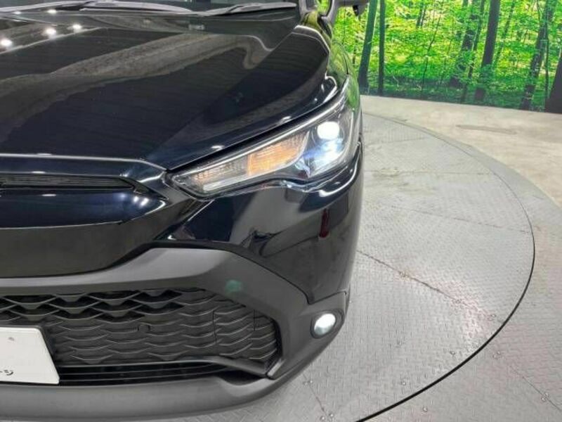 COROLLA CROSS-12
