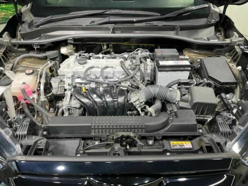 COROLLA CROSS-18