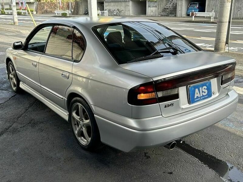 LEGACY B4